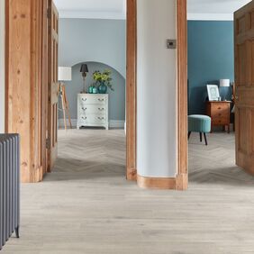Hallway, rooms, draws, lamp, stool, radiator