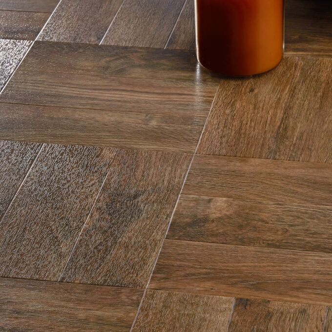 Detailed image of Georgian Parquet flooring with candles 